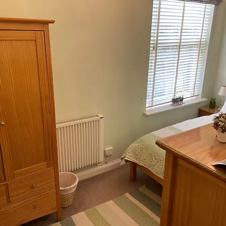 Number 10 Service Apartment - Danes Southampton Esterno foto