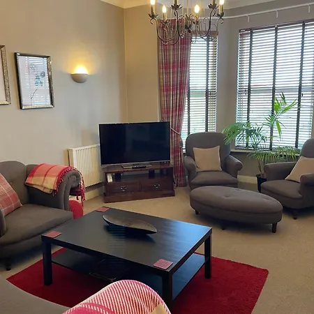 Number 10 Service Apartment - Danes Southampton Esterno foto